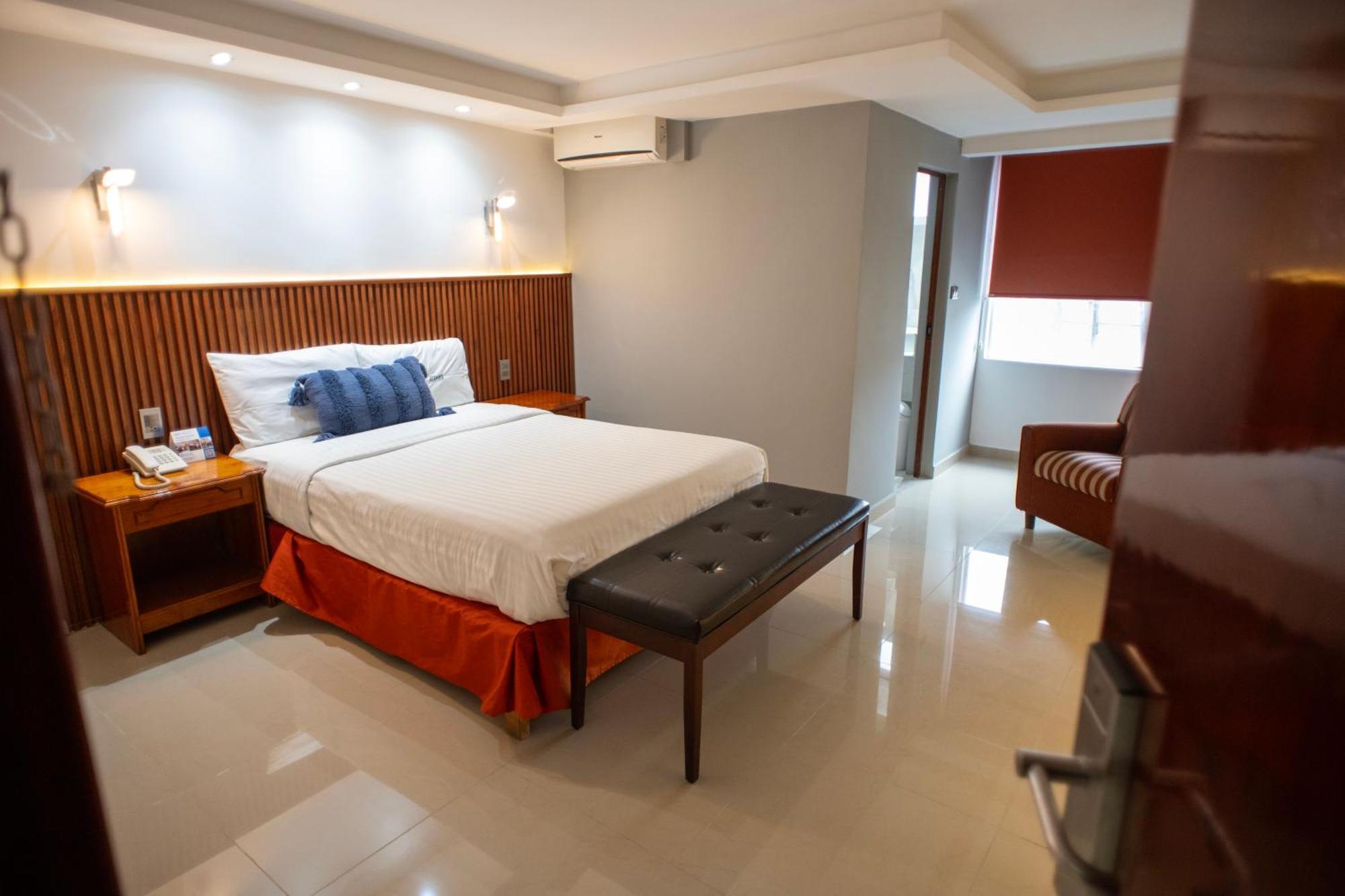 ג'אלאפה Hotel Atenas מראה חיצוני תמונה